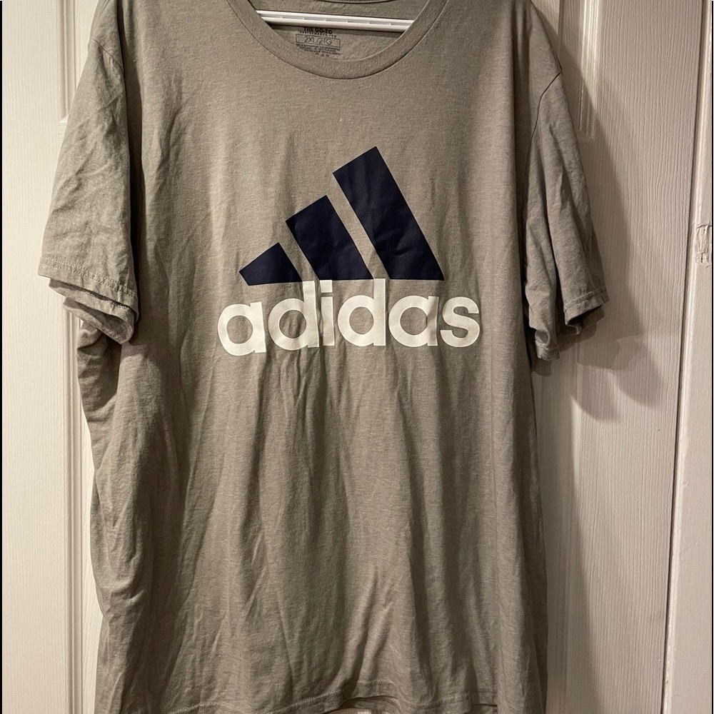 Adidas t-shirt